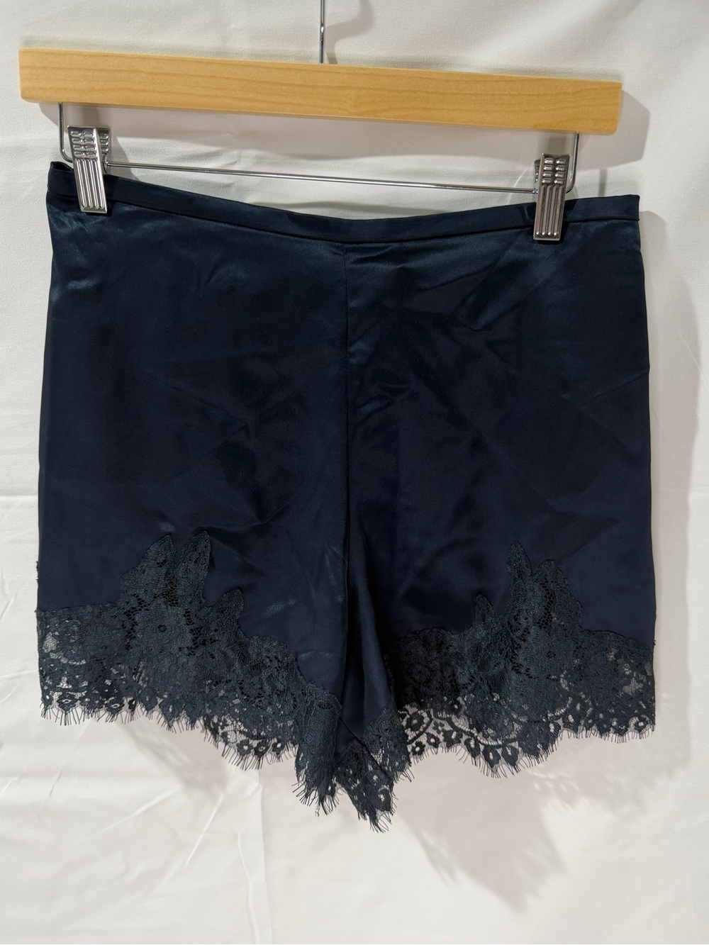 Reformation Lace-Hem Satin Women’s Shorts - Navy NEW WITH TAGS
